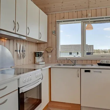 Holiday home Hedy - 150m From The Sea In Nw Jutland By Interhome Hjorring