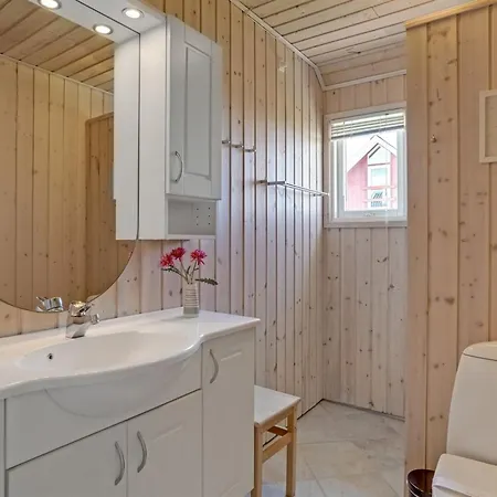 Hedy - 150m From The Sea By Interhome * イェリング