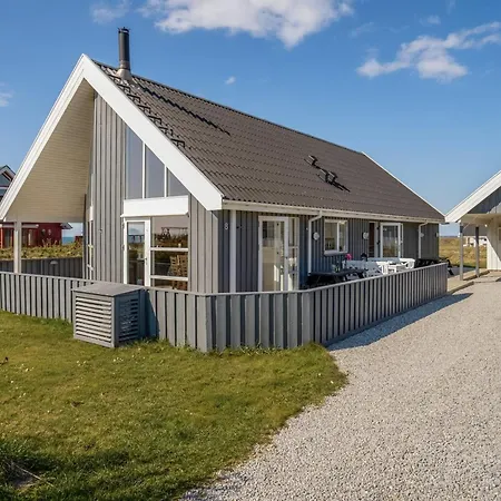 Hedy - 150m From The Sea By Interhome *